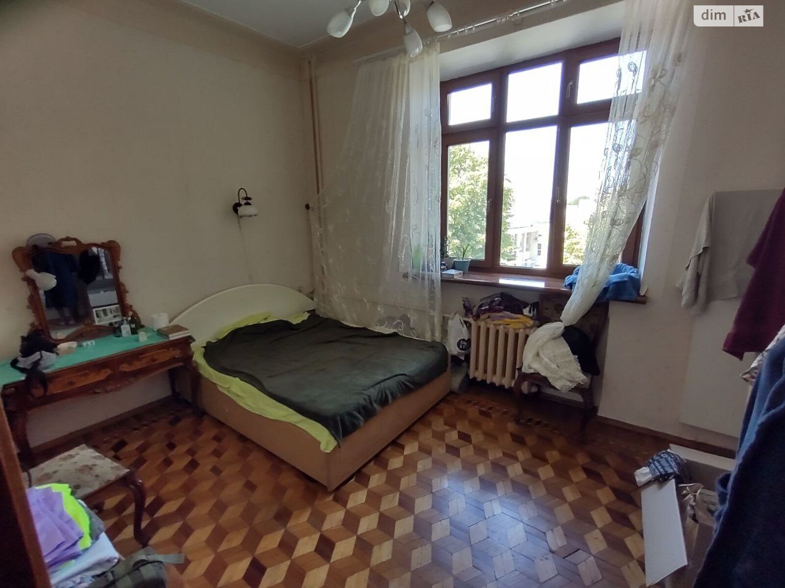 Продаж чотирикімнатної квартири в Одесі, на пров. Банний, район Центр фото 1 Продаж чотирикімнатної квартири в Одесі, на пров. Банний, район Центр фото 1