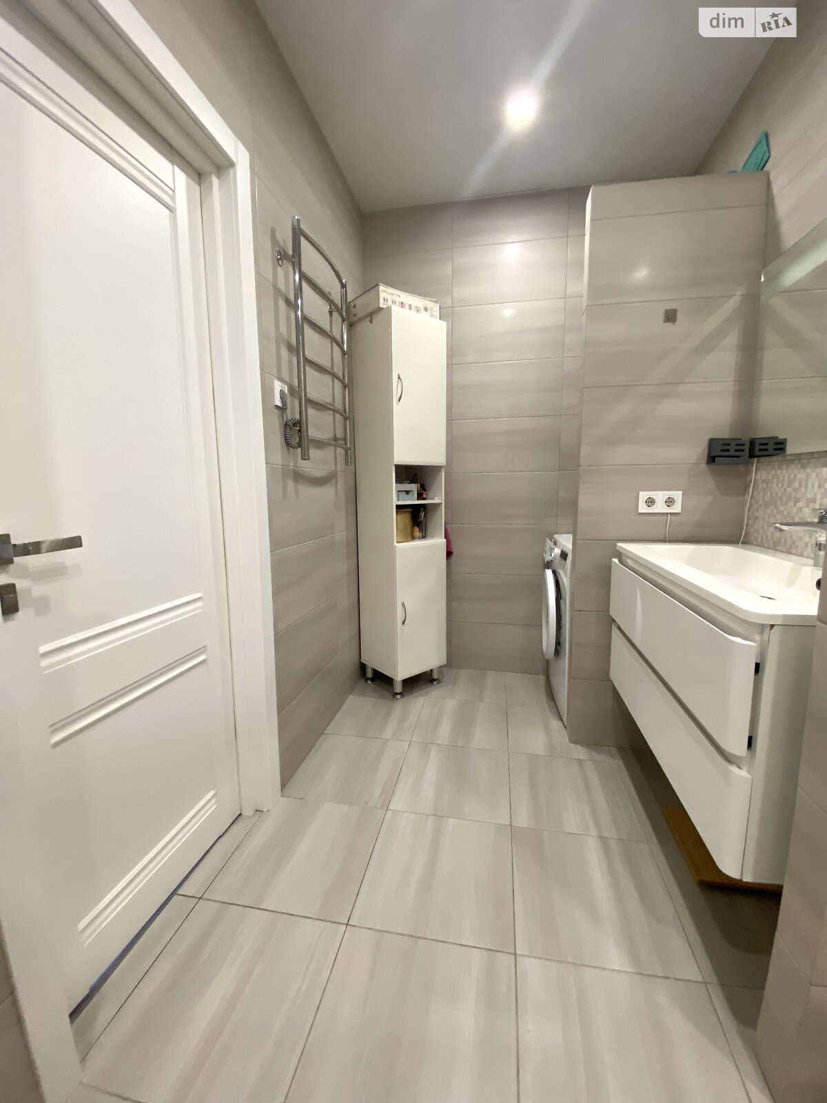 Продажа трехкомнатной квартиры в Одессе, на ул. Бассейная 6А, район Центр фото 1