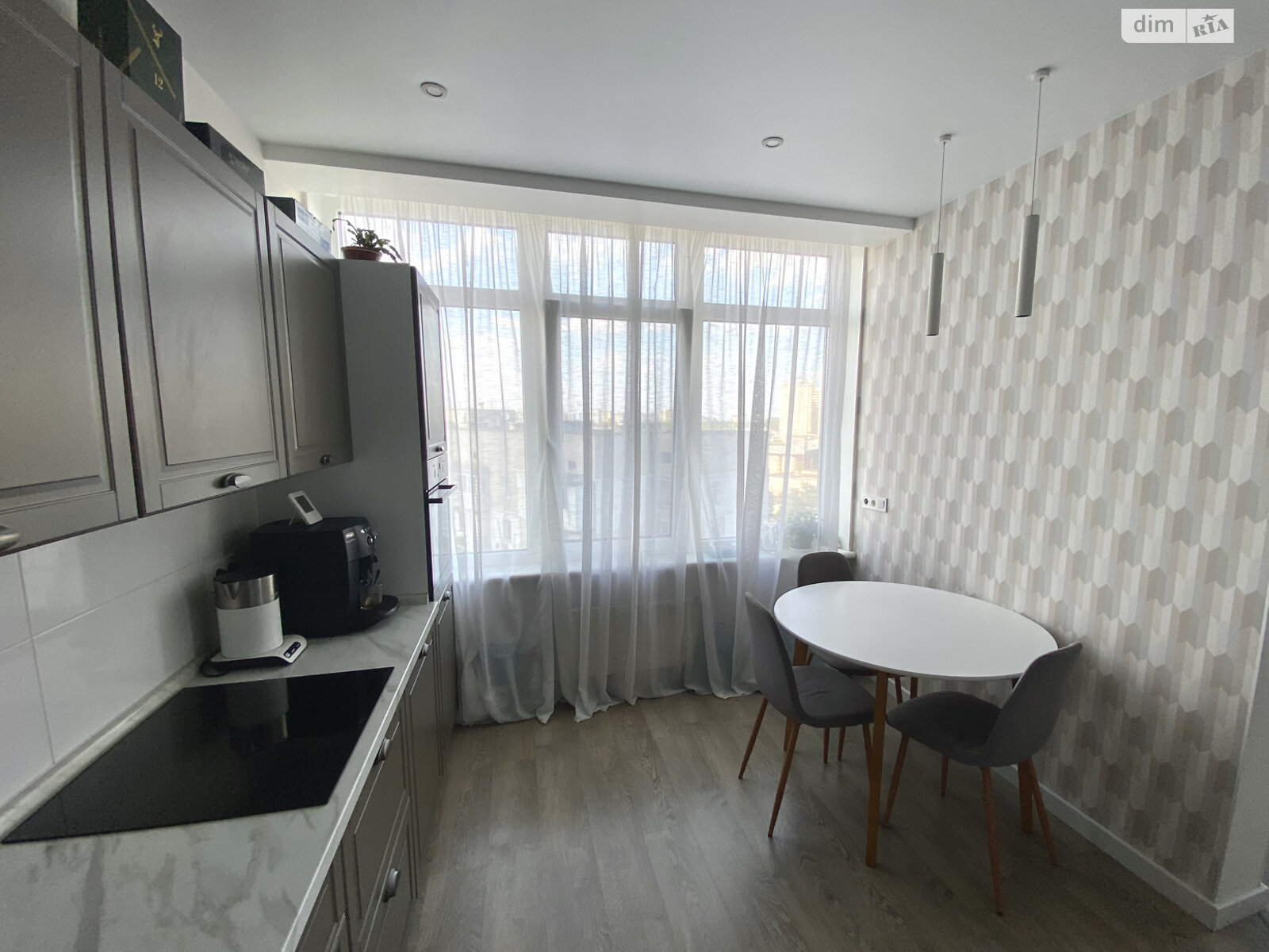 Продажа трехкомнатной квартиры в Одессе, на ул. Бассейная 6А, район Центр фото 1