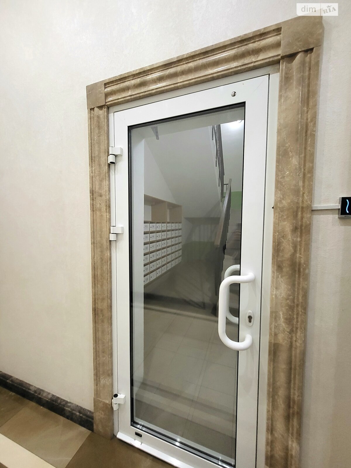 Продаж трикімнатної квартири в Одесі, на вул. Велика Арнаутська, район Центр фото 1 Продаж трикімнатної квартири в Одесі, на вул. Велика Арнаутська, район Центр фото 1