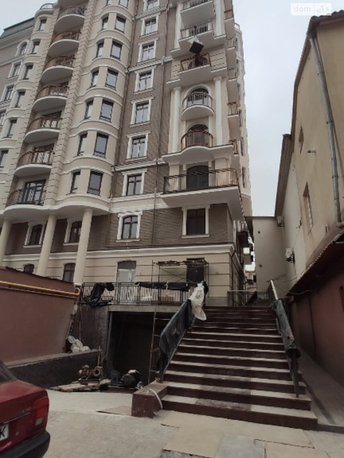 Продажа четырехкомнатной квартиры в Одессе, на ул. Бориса Литвака, район Центр фото 1