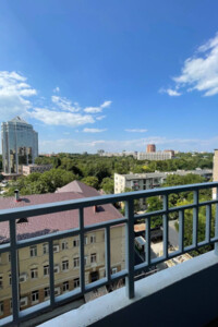 Продаж однокімнатної квартири в Одесі, на просп. Гагаріна 19, район Центр фото 2