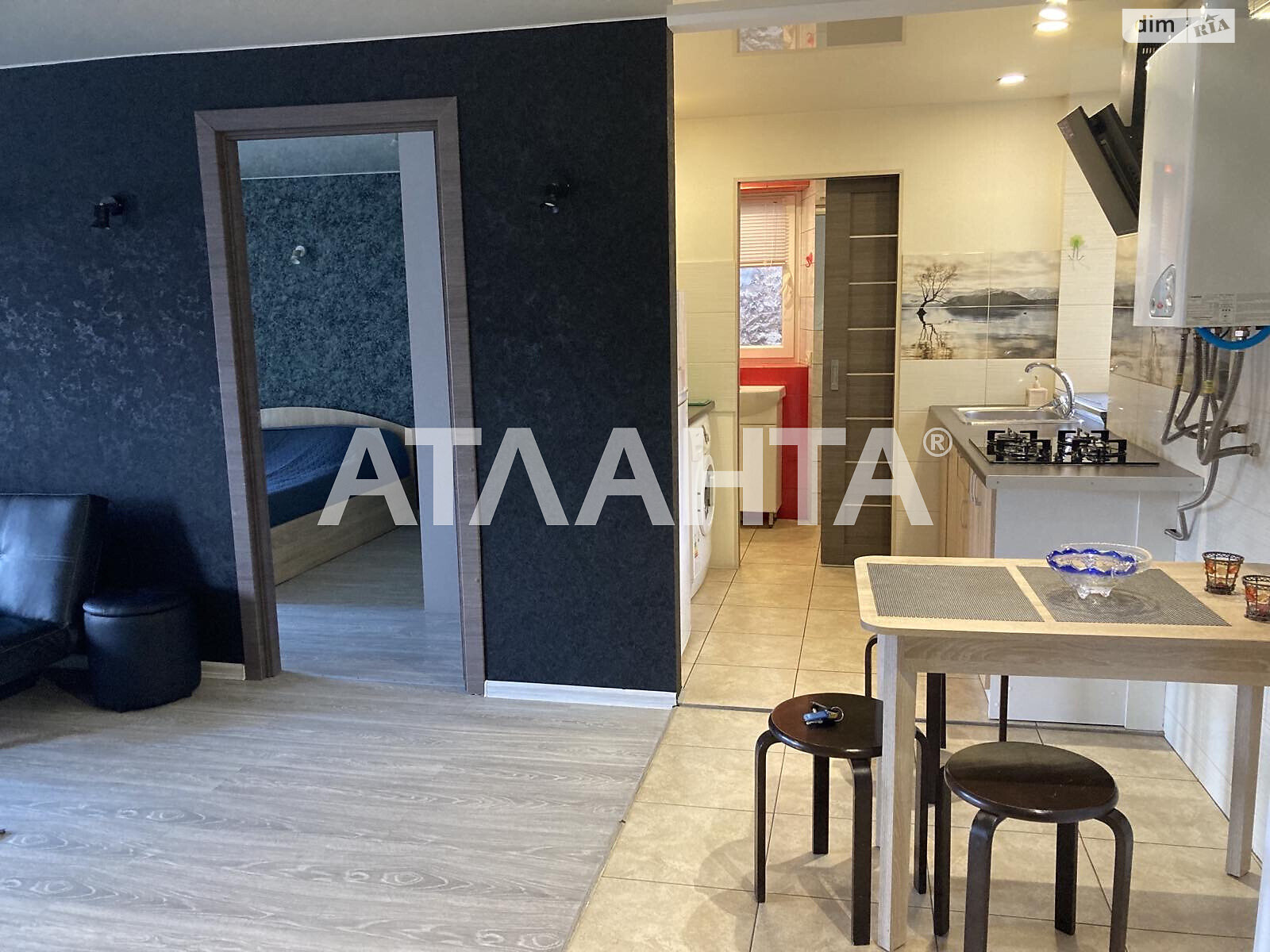 Продаж однокімнатної квартири в Одесі, на вул. Дерибасівська, район Центр фото 1 Продаж однокімнатної квартири в Одесі, на вул. Дерибасівська, район Центр фото 1
