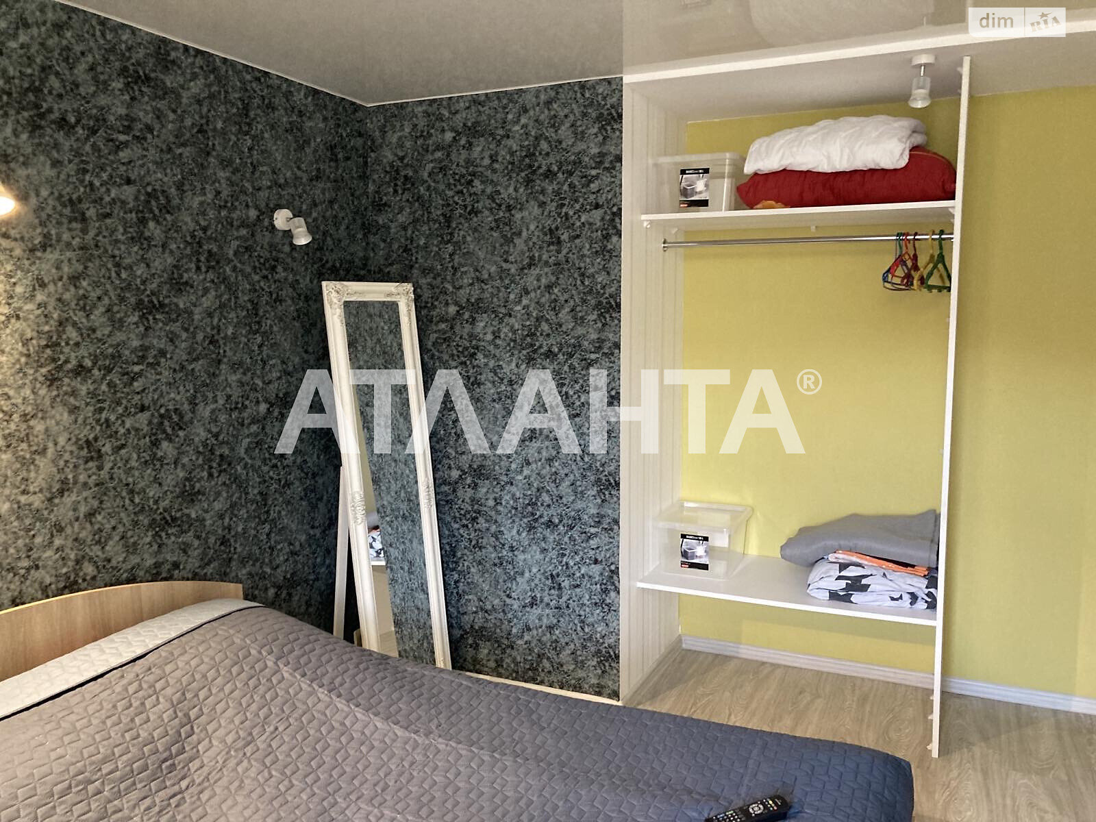 Продаж однокімнатної квартири в Одесі, на вул. Дерибасівська, район Центр фото 1 Продаж однокімнатної квартири в Одесі, на вул. Дерибасівська, район Центр фото 1