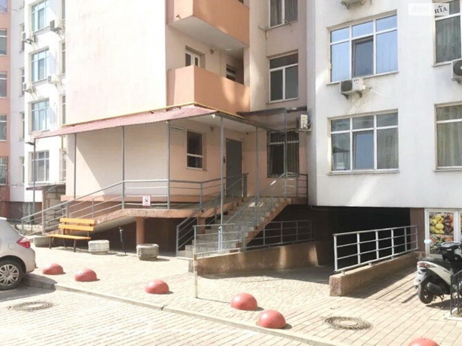 Продажа однокомнатной квартиры в Одессе, на ул. Дюковская 6, район Молдаванка фото 1