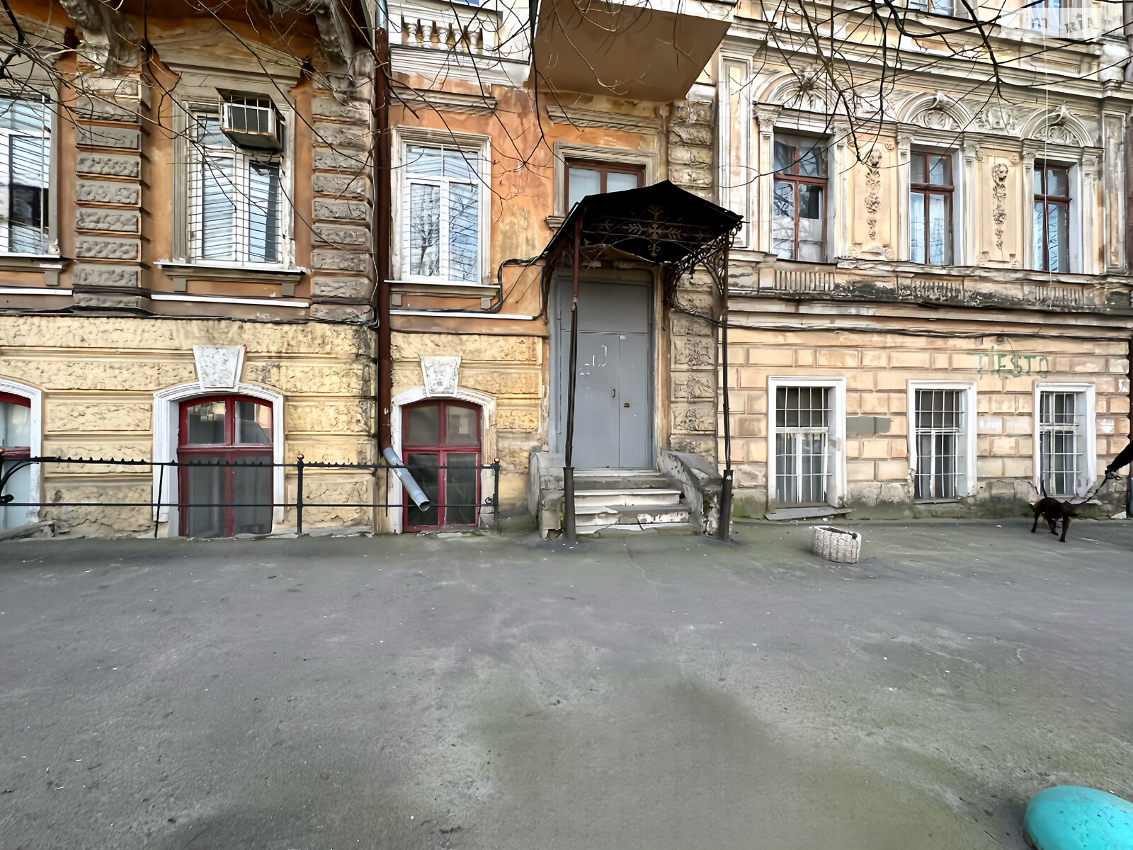 Продаж чотирикімнатної квартири в Одесі, на вул. Ніжинська 18, район Центр фото 1