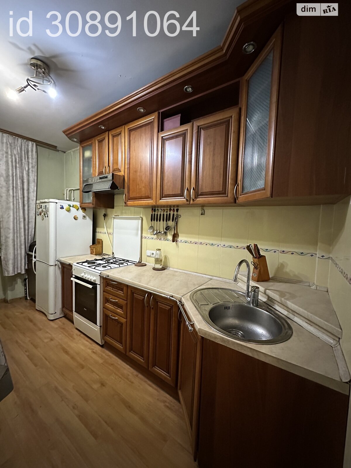 Продаж трикімнатної квартири в Одесі, на вул. Катерининська, район Центр фото 1 Продаж трикімнатної квартири в Одесі, на вул. Катерининська, район Центр фото 1