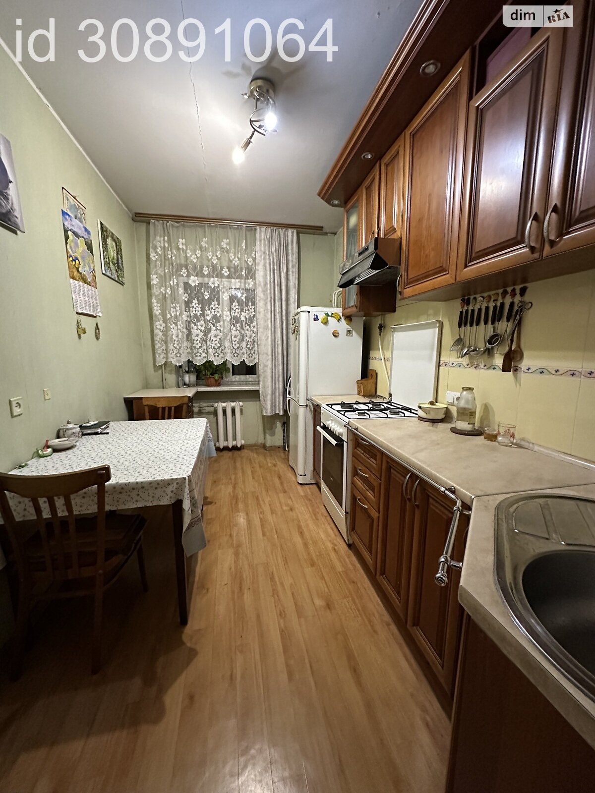 Продаж трикімнатної квартири в Одесі, на вул. Катерининська, район Центр фото 1 Продаж трикімнатної квартири в Одесі, на вул. Катерининська, район Центр фото 1