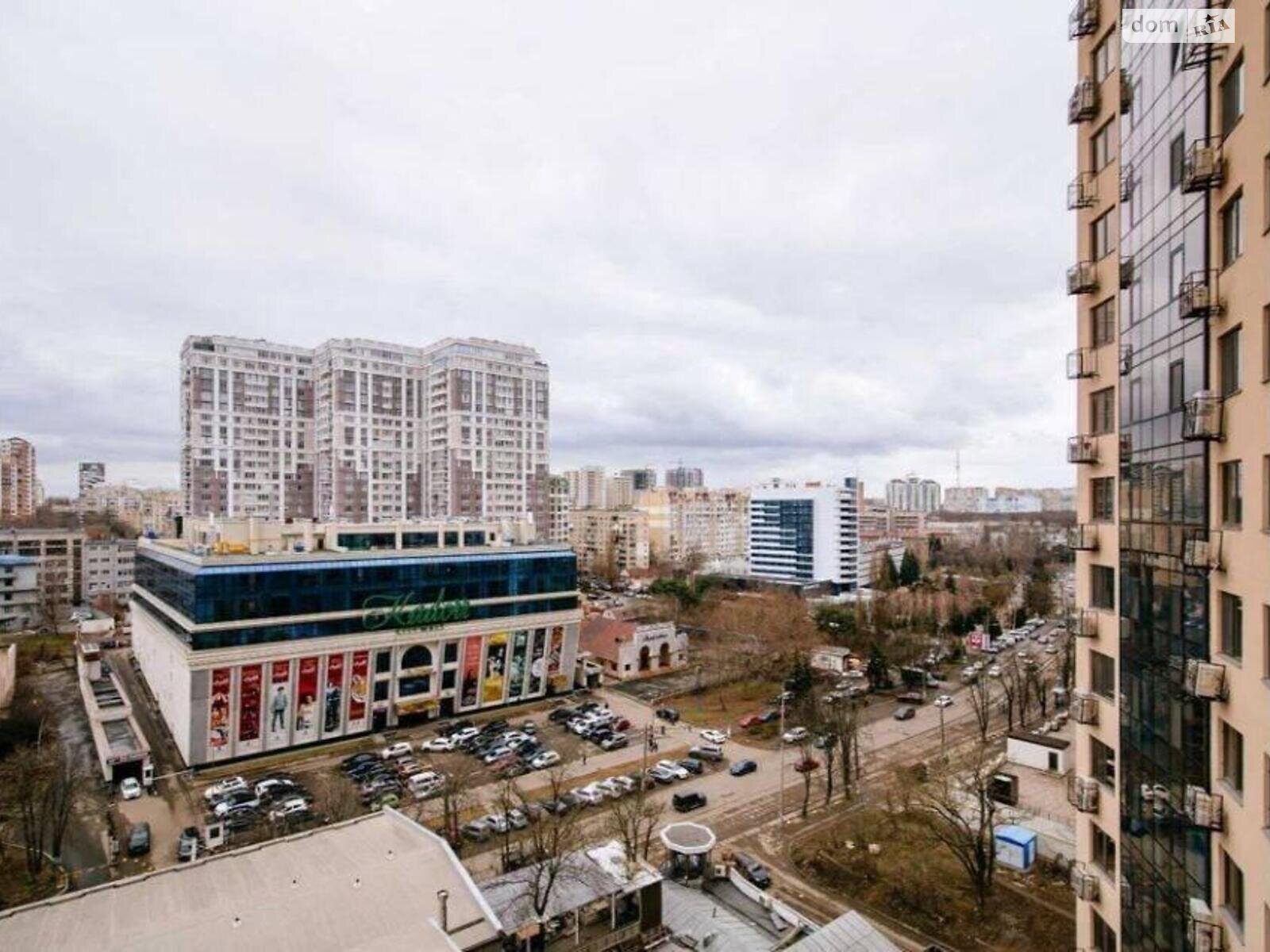 Продажа трехкомнатной квартиры в Одессе, на ул. Генуэзская, район Приморский фото 1