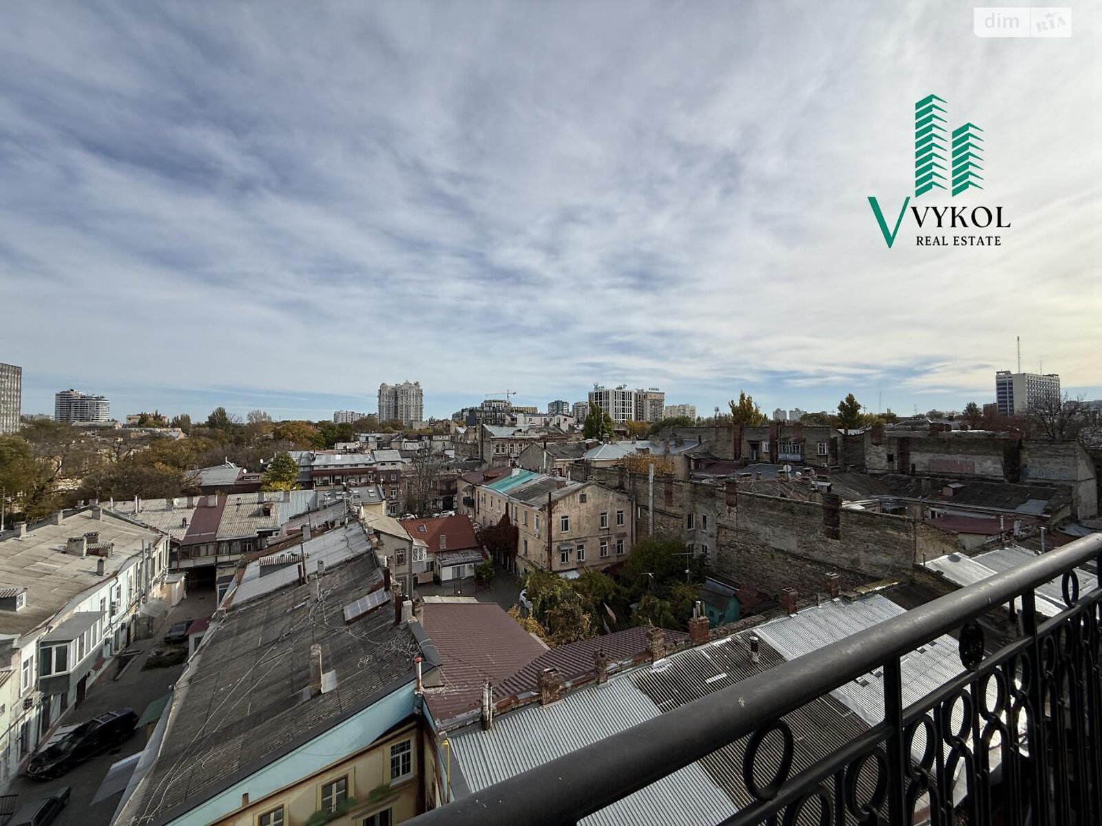 Продаж однокімнатної квартири в Одесі, на вул. Гімназична 13, район Центр фото 1