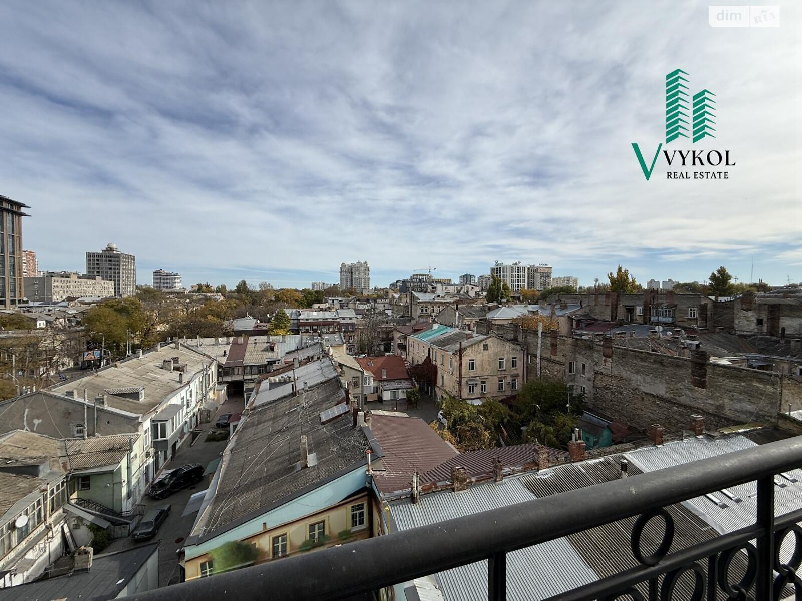 Продаж однокімнатної квартири в Одесі, на вул. Гімназична 13, район Центр фото 1