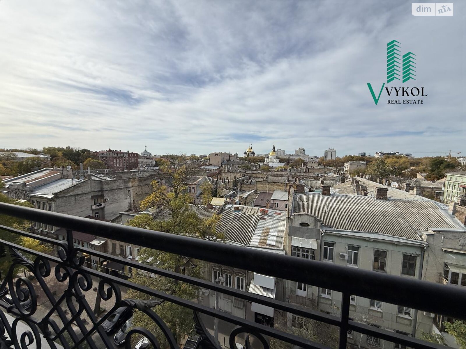 Продаж однокімнатної квартири в Одесі, на вул. Гімназична 13, район Центр фото 1