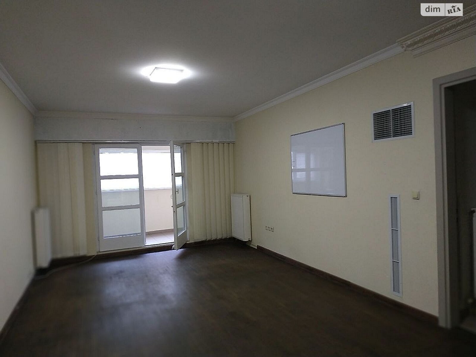 Продажа трехкомнатной квартиры в Одессе, на пер. Вице-адмирала Жукова, район Центр фото 1