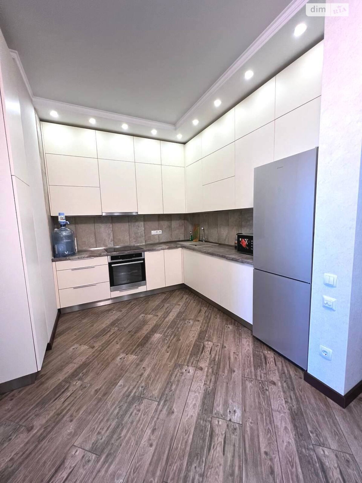 Продаж двокімнатної квартири в Одесі, на бул. Італійський 3А, район Центр фото 1 Продаж двокімнатної квартири в Одесі, на бул. Італійський 3А, район Центр фото 1
