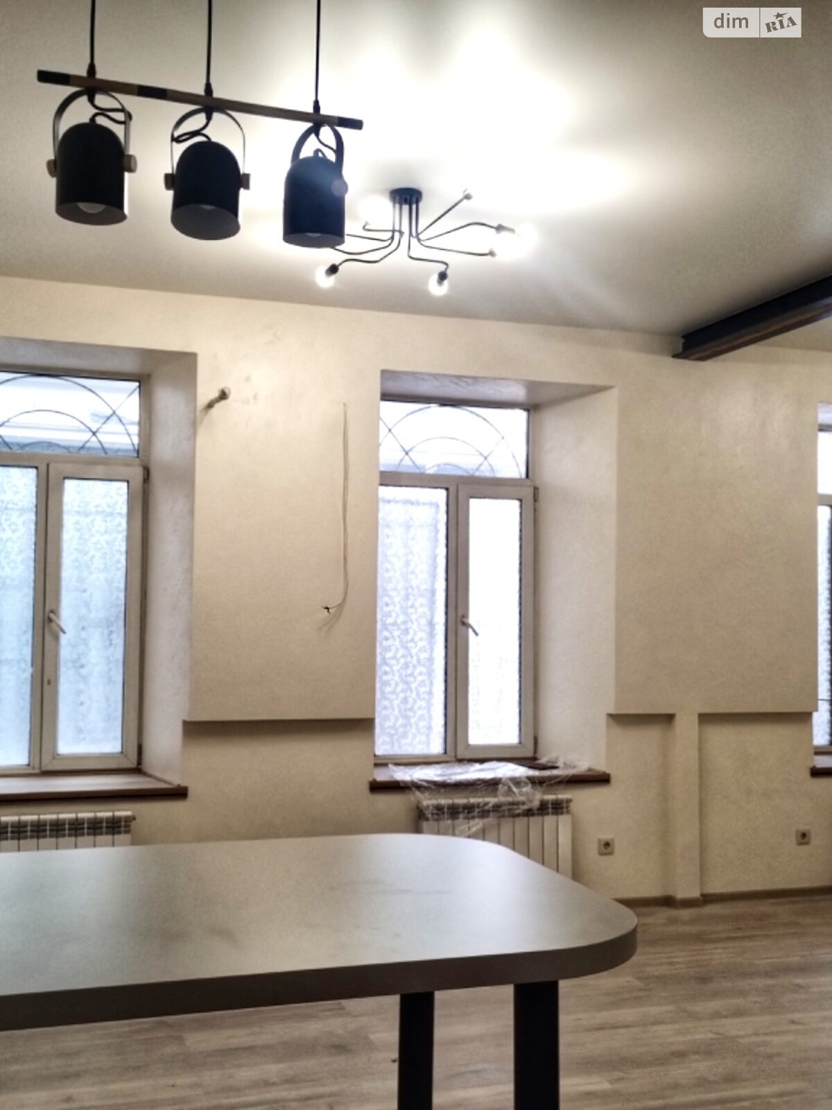 Продаж двокімнатної квартири в Одесі, на вул. Канатна, район Центр фото 1 Продаж двокімнатної квартири в Одесі, на вул. Канатна, район Центр фото 1
