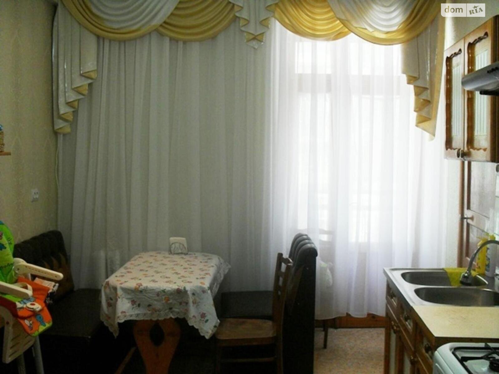 Продажа двухкомнатной квартиры в Одессе, на пер. Каретный, район Центр фото 1