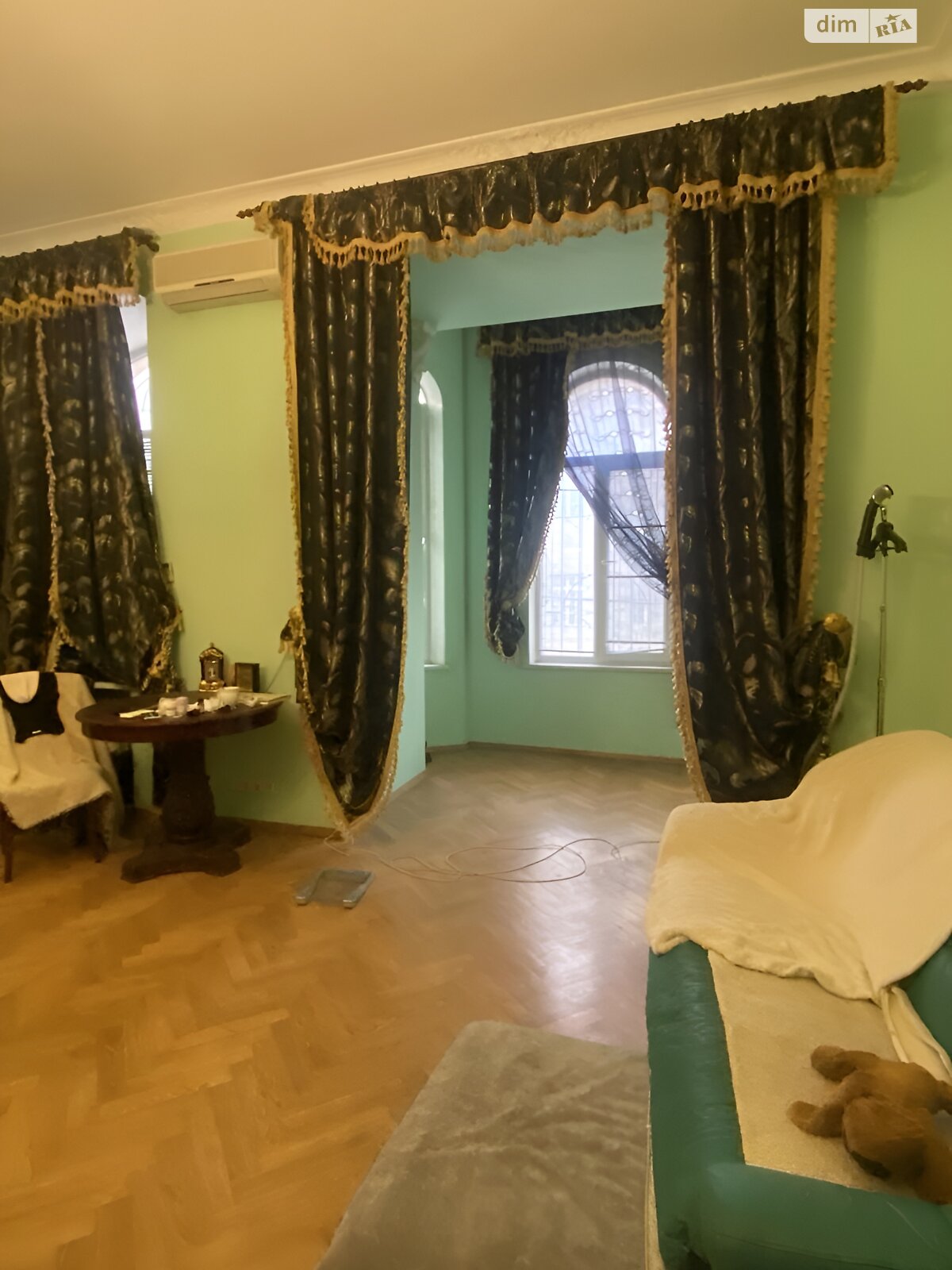 Продаж семикімнатної квартири в Одесі, на пров. Лютеранський, район Центр фото 1 Продаж семикімнатної квартири в Одесі, на пров. Лютеранський, район Центр фото 1
