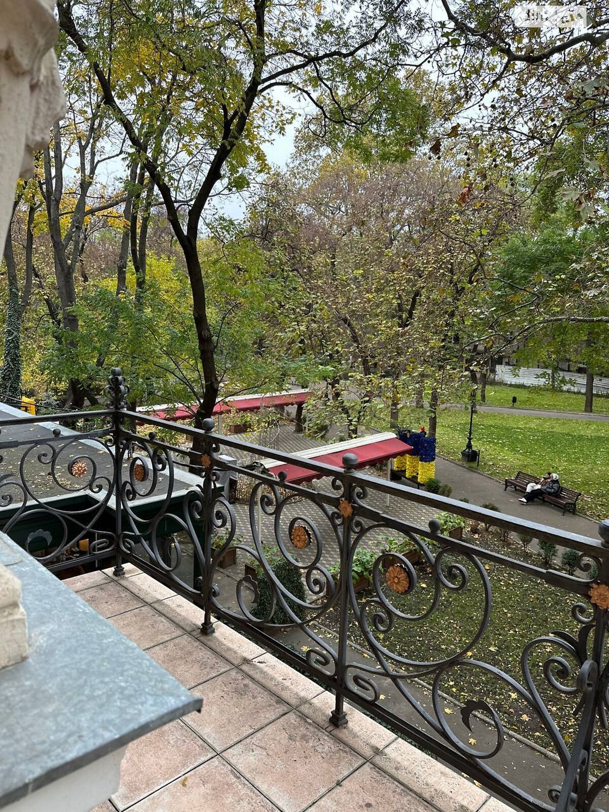 Продаж двокімнатної квартири в Одесі, на вул. Ланжеронівська 8, район Центр фото 1