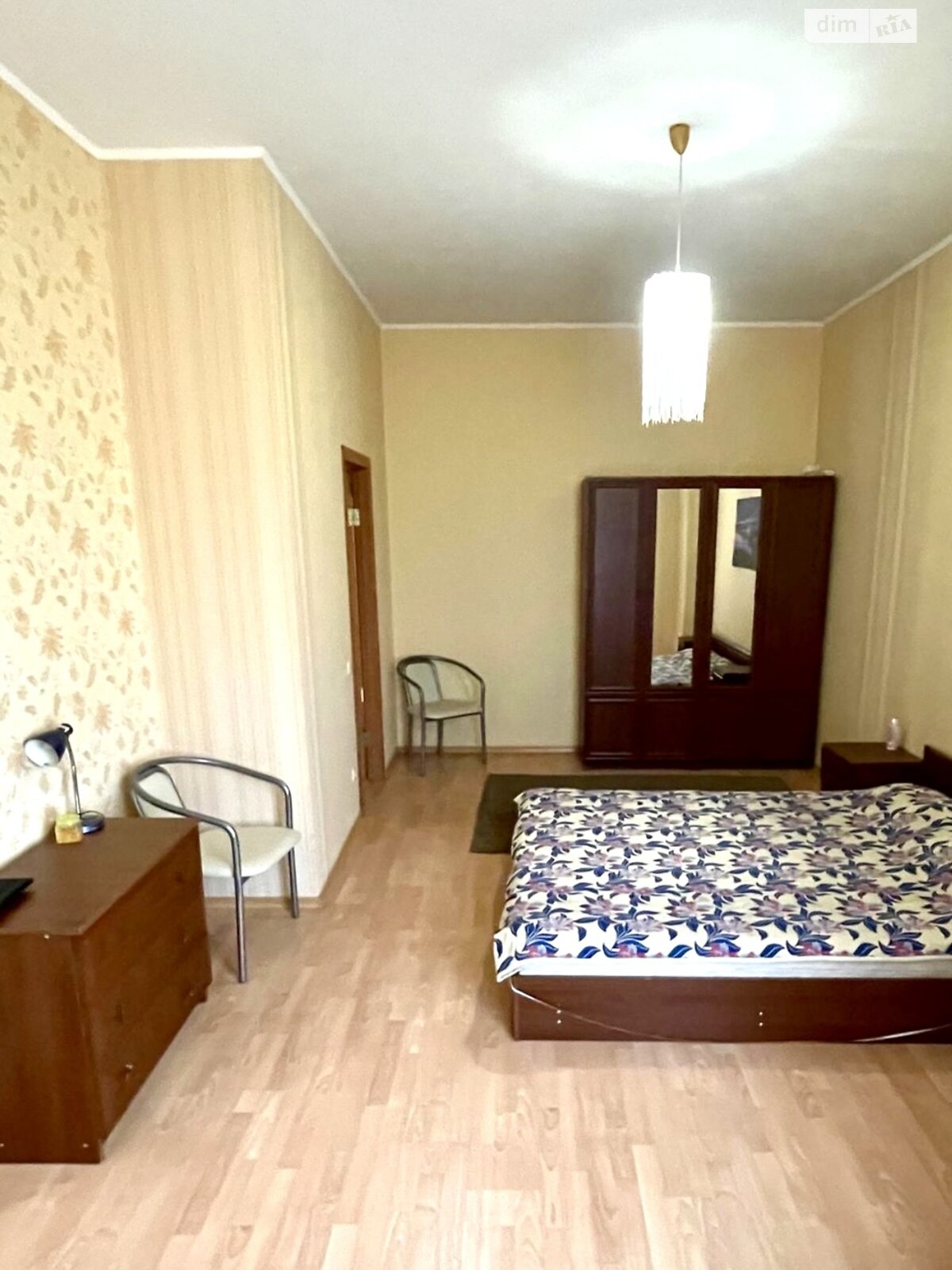 Продаж трикімнатної квартири в Одесі, на вул. Мала Арнаутська, район Центр фото 1 Продаж трикімнатної квартири в Одесі, на вул. Мала Арнаутська, район Центр фото 1