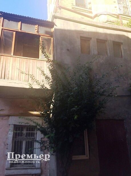 Продажа трехкомнатной квартиры в Одессе, на ул. Маразлиевская 54 район Центр фото 1 Продажа трехкомнатной квартиры в Одессе, на ул. Маразлиевская 54 район Центр фото 1