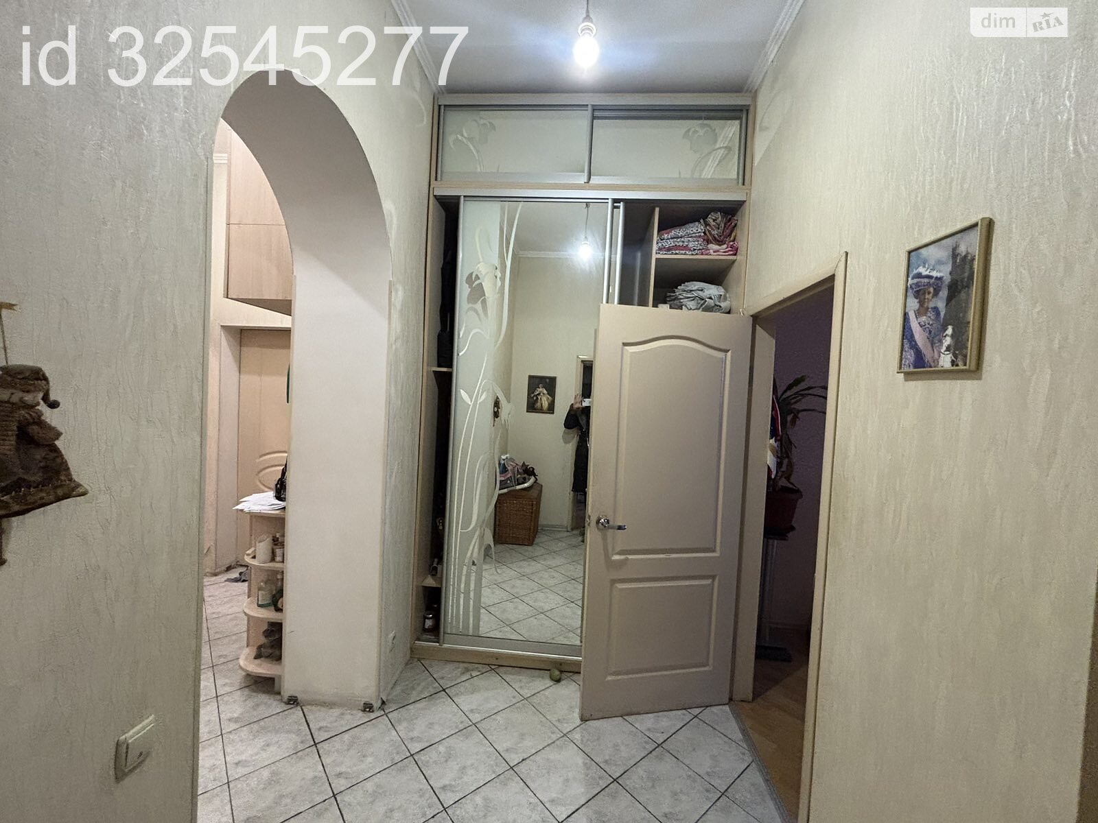 Продажа трехкомнатной квартиры в Одессе, на спуск Маринеско, район Центр фото 1 Продажа трехкомнатной квартиры в Одессе, на спуск Маринеско, район Центр фото 1