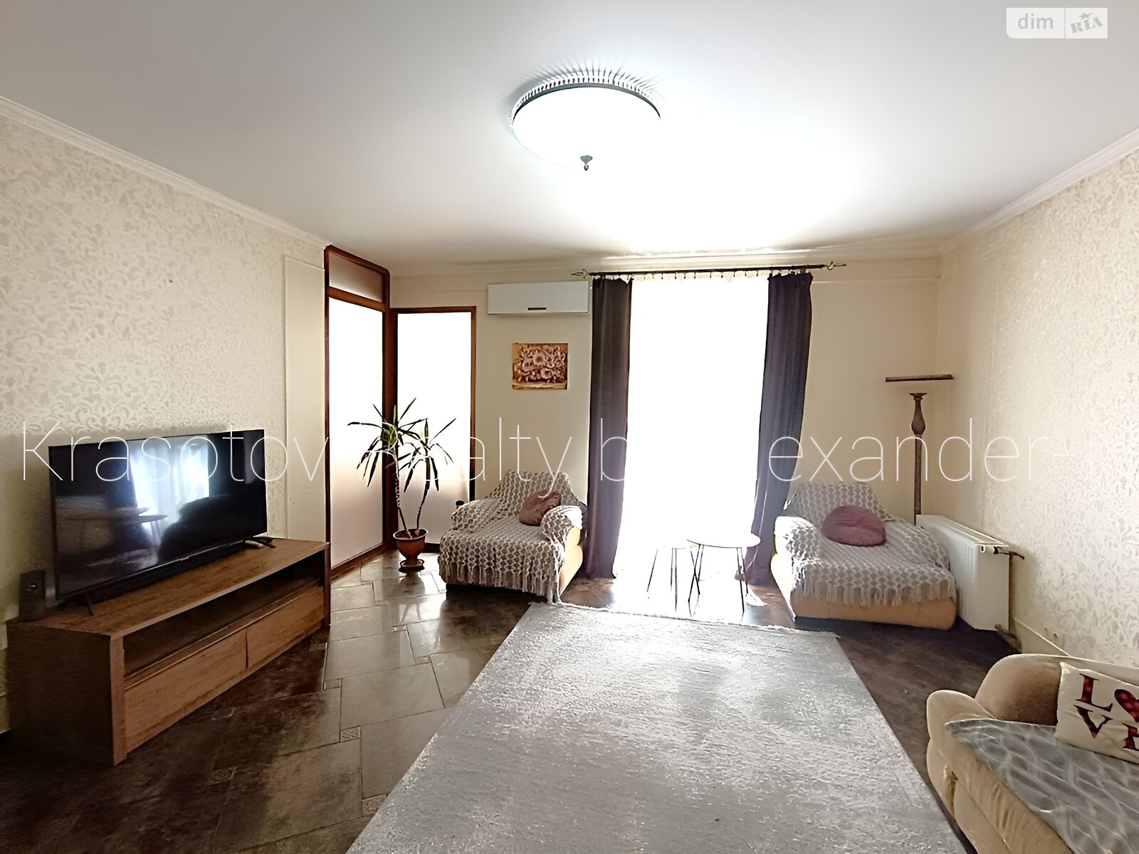 Продажа трехкомнатной квартиры в Одессе, на ул. Мечникова 2/1, район Центр фото 1 Продажа трехкомнатной квартиры в Одессе, на ул. Мечникова 2/1, район Центр фото 1