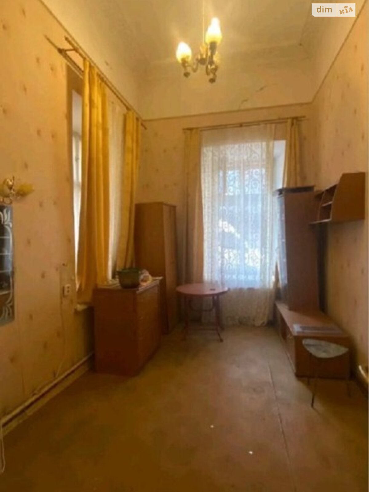 Продаж чотирикімнатної квартири в Одесі, на вул. Ніжинська, район Центр фото 1