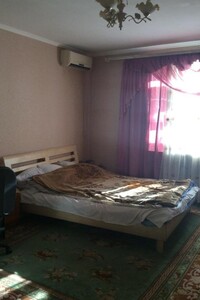 Продажа трехкомнатной квартиры в Одессе, на ул. Композитора Нищинского, район Центр фото 2