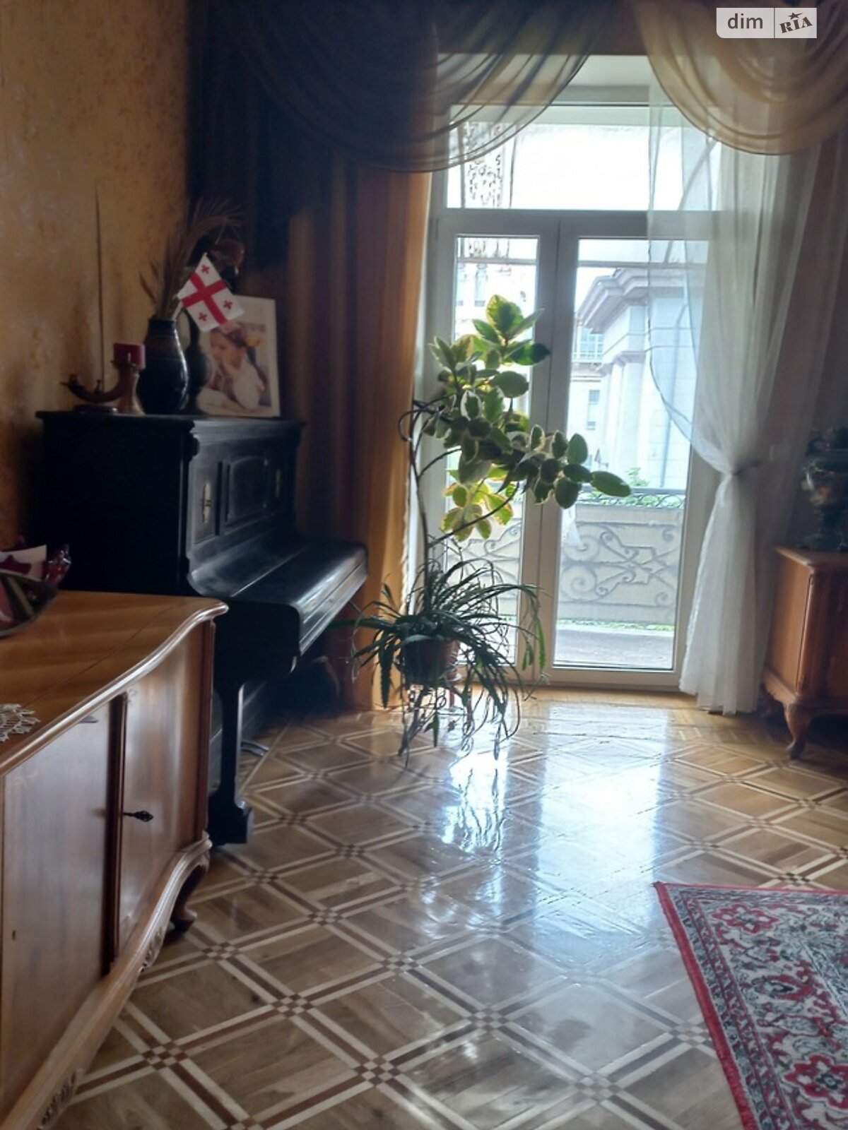 Продаж п`ятикімнатної квартири в Одесі, на вул. Новосельського, район Центр фото 1 Продаж п`ятикімнатної квартири в Одесі, на вул. Новосельського, район Центр фото 1