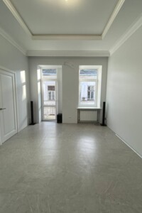 Продаж трикімнатної квартири в Одесі, на вул. Осипова, район Центр фото 2