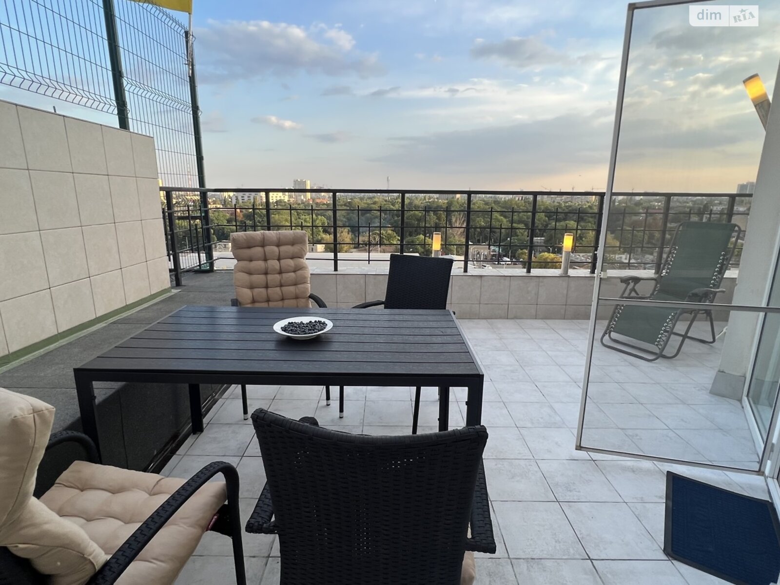 Продажа двухкомнатной квартиры в Одессе, на ул. Пантелеймоновская 88/1, район Центр фото 1