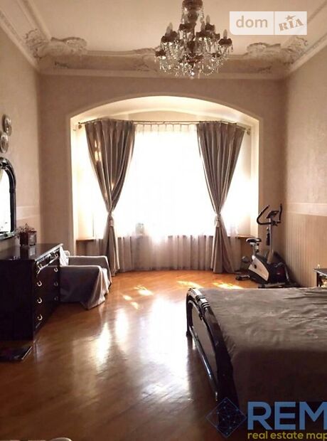 Продажа трехкомнатной квартиры в Одессе, на ул. Пушкинская 33 район Центр фото 1