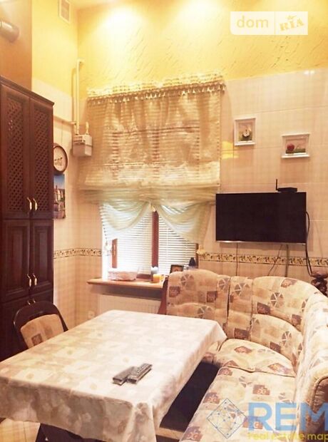 Продажа трехкомнатной квартиры в Одессе, на ул. Пушкинская 33 район Центр фото 1 Продажа трехкомнатной квартиры в Одессе, на ул. Пушкинская 33 район Центр фото 1