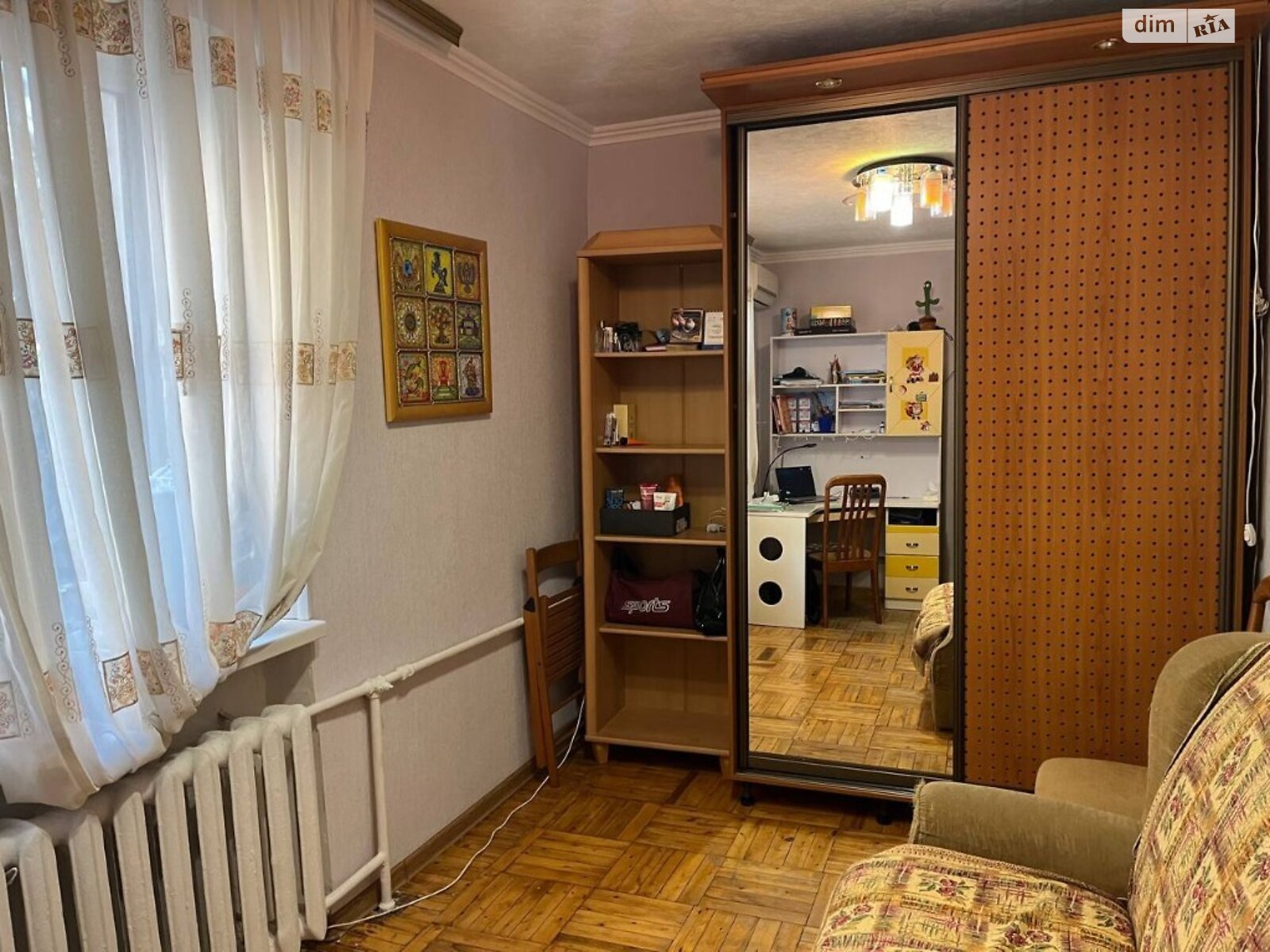 Продаж трикімнатної квартири в Одесі, на вул. Сегедська, район Центр фото 1