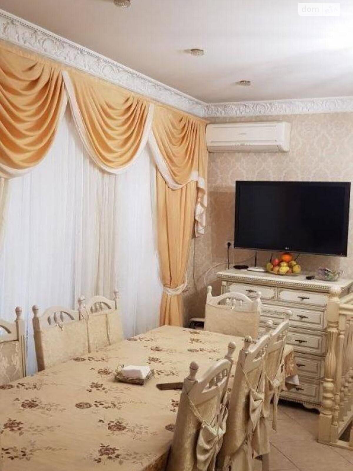 Продажа пятикомнатной квартиры в Одессе, на ул. Софиевская, район Центр фото 1