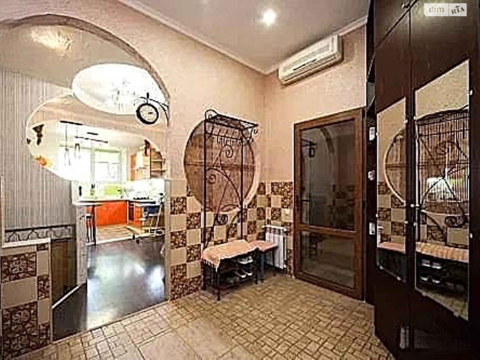 Продажа двухкомнатной квартиры в Одессе, на ул. Спиридоновская 15, район Центр фото 1 Продажа двухкомнатной квартиры в Одессе, на ул. Спиридоновская 15, район Центр фото 1