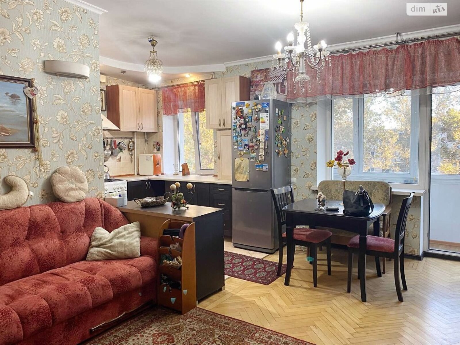 Продаж трикімнатної квартири в Одесі, на вул. Середньофонтанська, район Центр фото 1