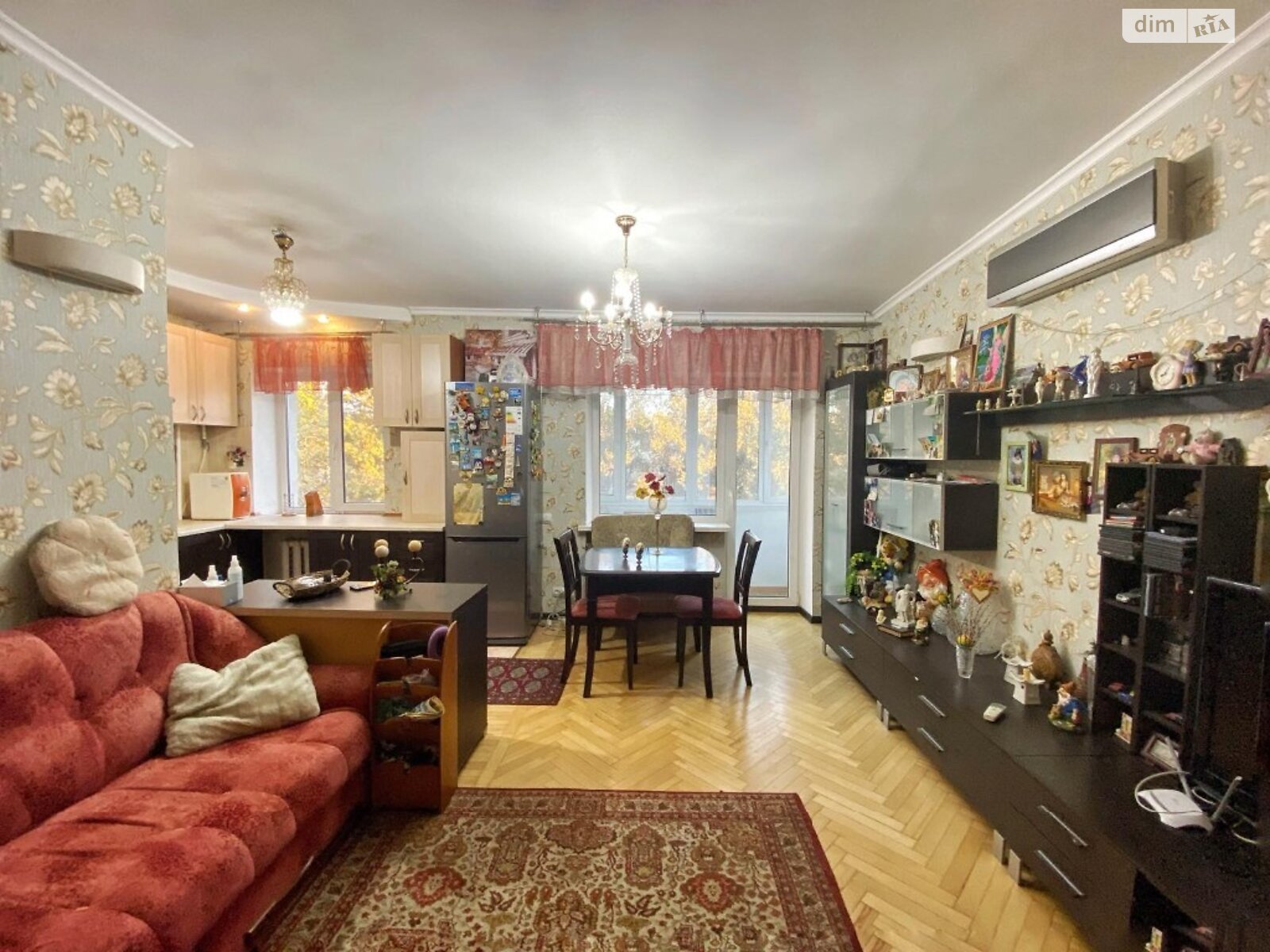 Продаж трикімнатної квартири в Одесі, на вул. Середньофонтанська, район Центр фото 1