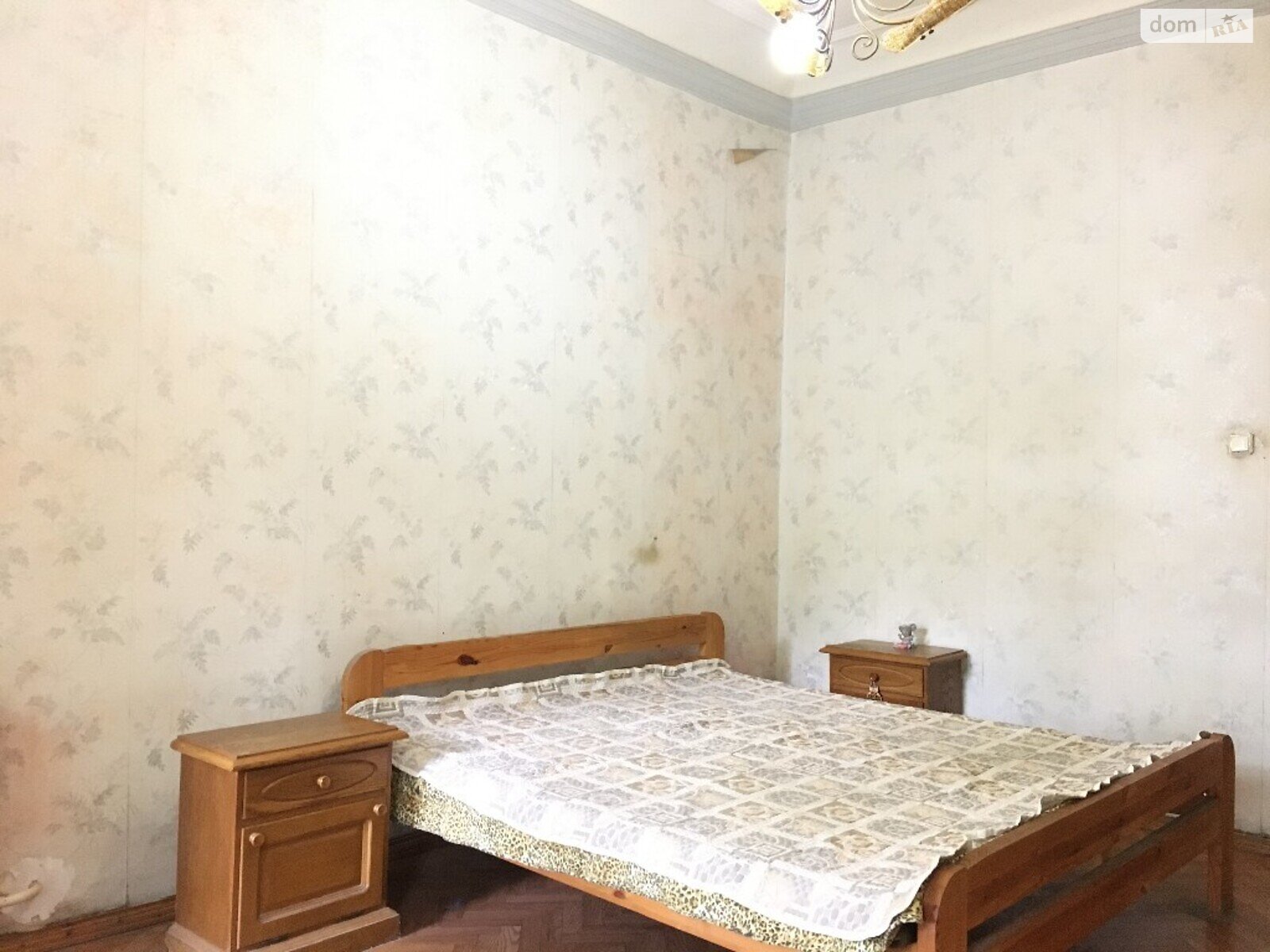 Продаж п`ятикімнатної квартири в Одесі, на вул. Троїцька, район Центр фото 1