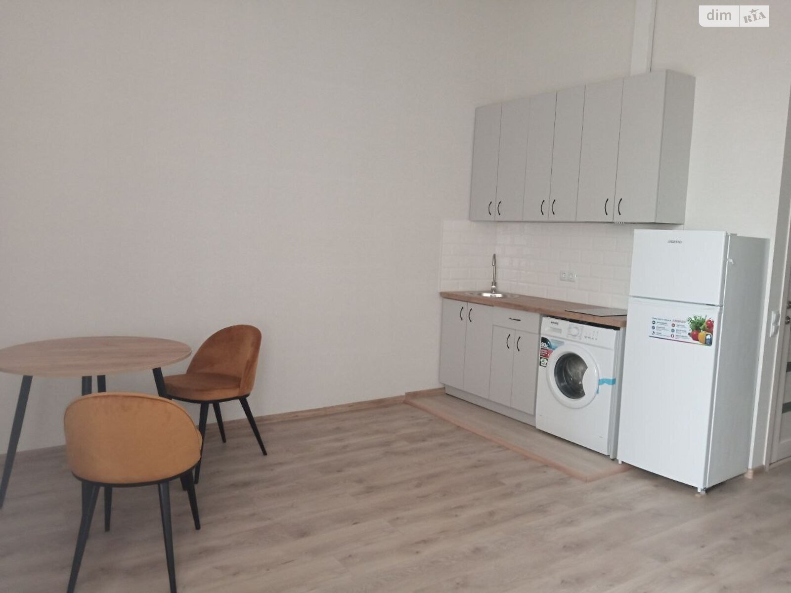 Продаж однокімнатної квартири в Одесі, на вул. Успенська 41, район Центр фото 1 Продаж однокімнатної квартири в Одесі, на вул. Успенська 41, район Центр фото 1