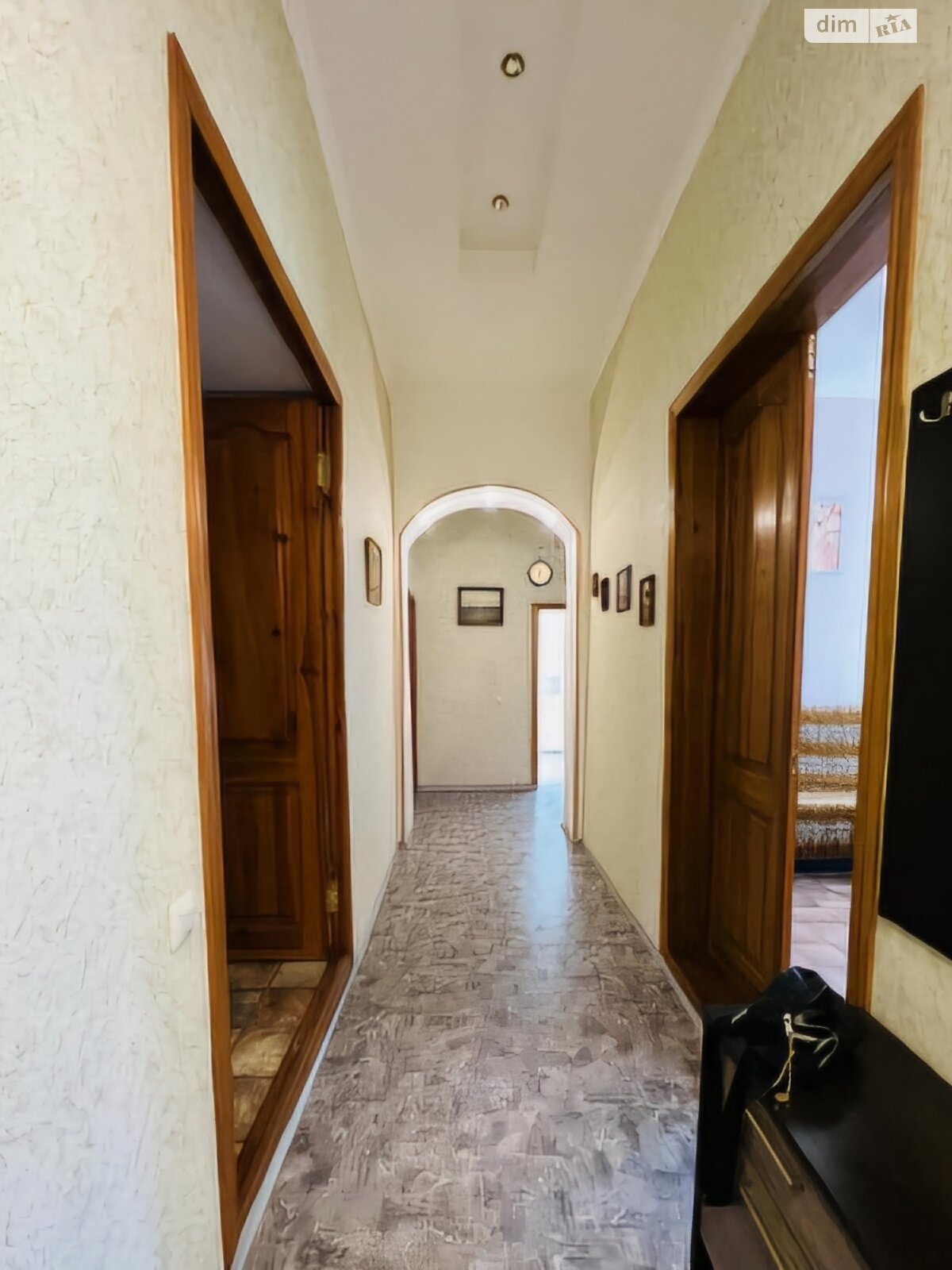 Продажа трехкомнатной квартиры в Одессе, на ул. Успенская, район Центр фото 1 Продажа трехкомнатной квартиры в Одессе, на ул. Успенская, район Центр фото 1