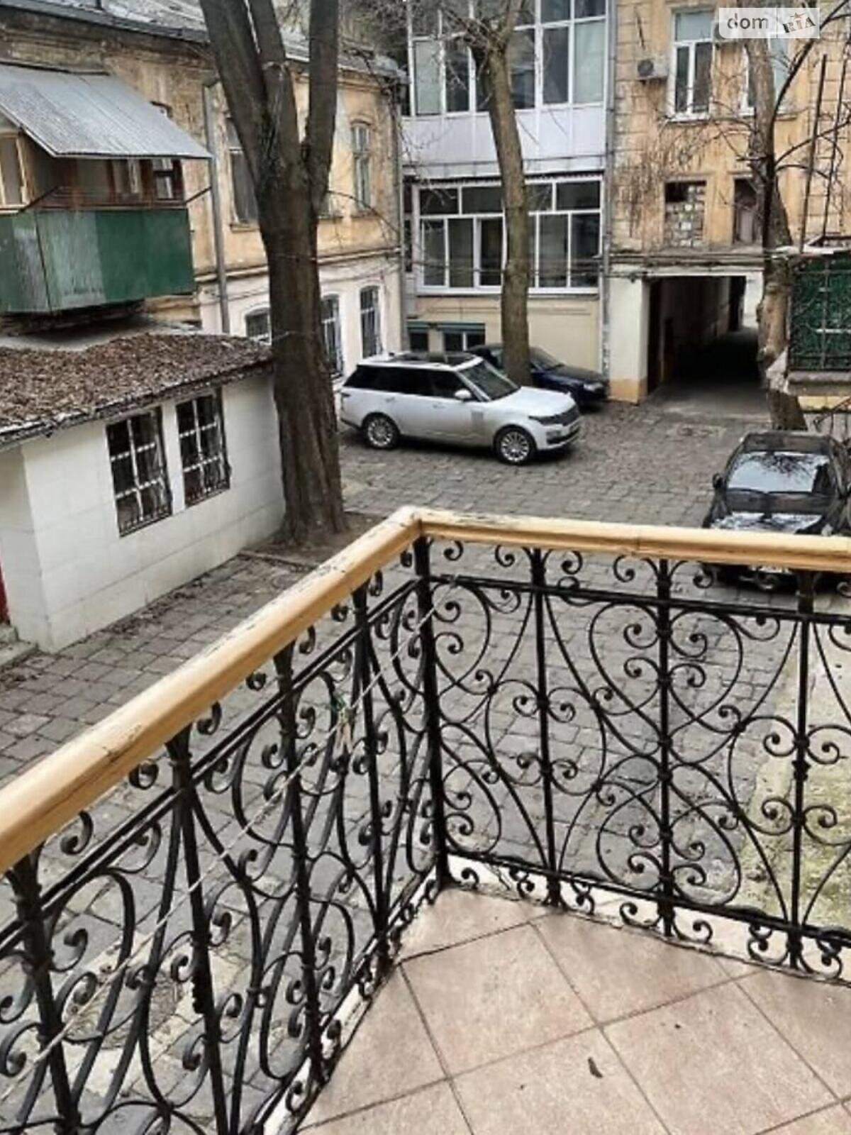 Продажа трехкомнатной квартиры в Одессе, на ул. Новосельского, район Центр фото 1