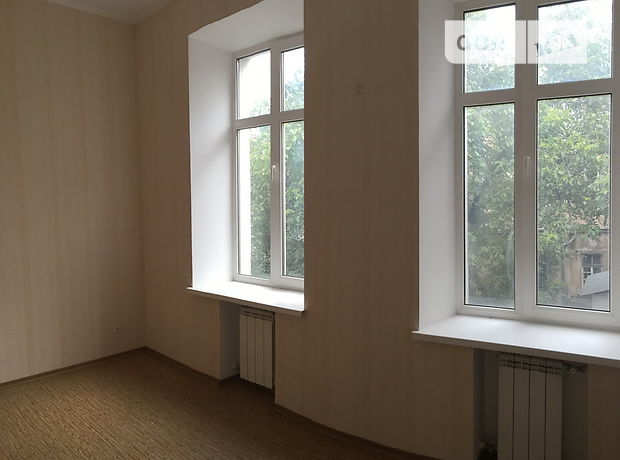 Продаж чотирикімнатної квартири в Одесі на вул. Єврейська район Центр, фото 1 Продаж чотирикімнатної квартири в Одесі на вул. Єврейська район Центр, фото 1