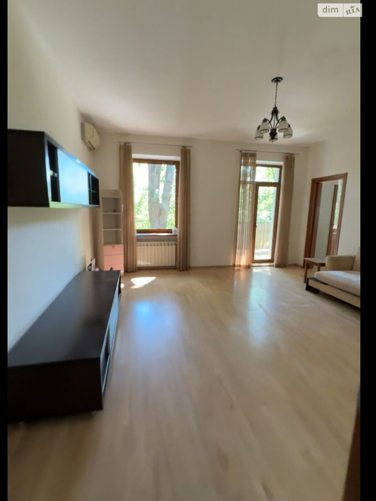 Продаж двокімнатної квартири в Одесі, на вул. Уютна (Приморський район) 1, фото 1 Продаж двокімнатної квартири в Одесі, на вул. Уютна (Приморський район) 1, фото 1