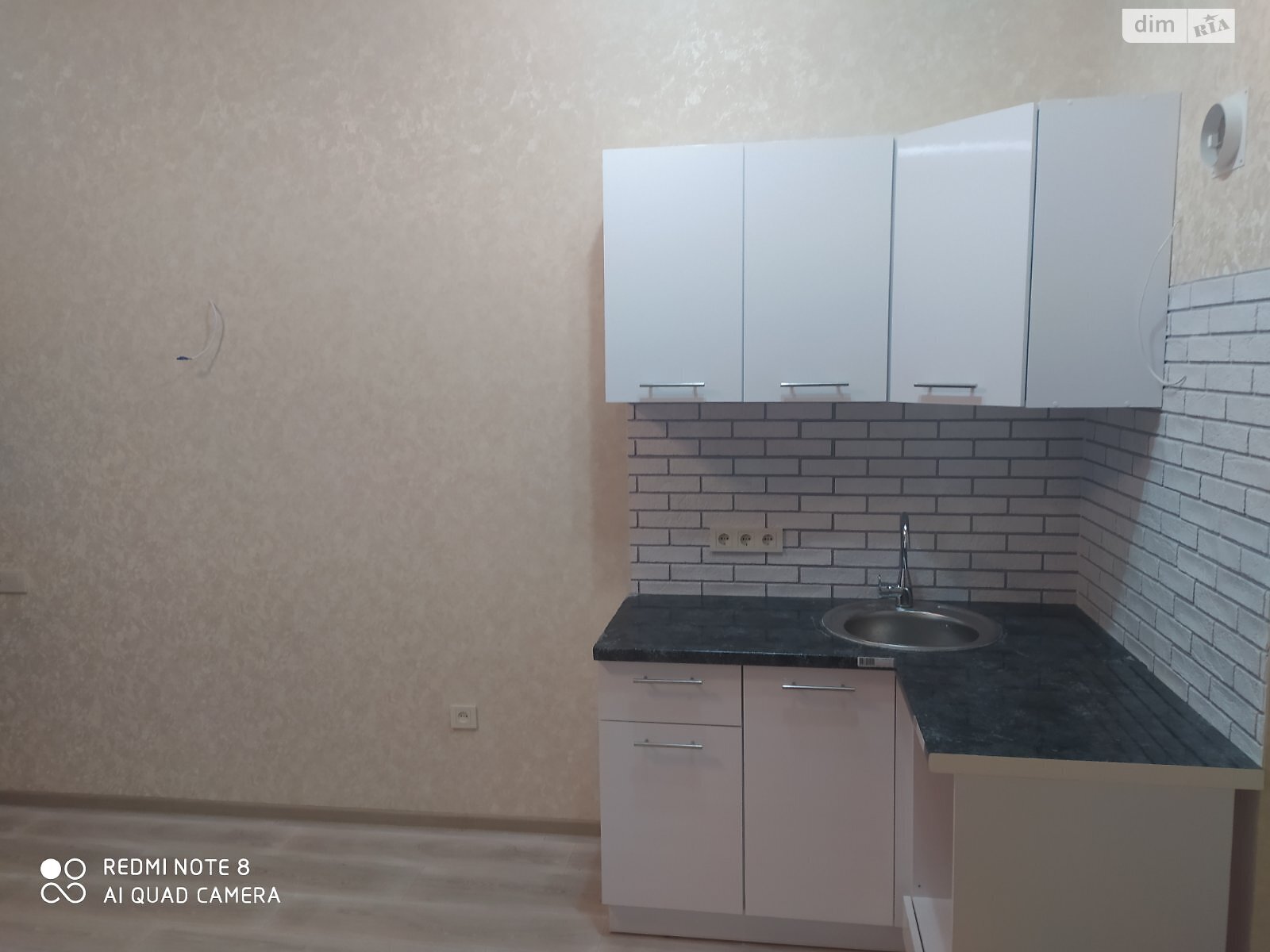 Продаж однокімнатної квартири в Крижанівка, на вул. Генерала Бочарова 66А, фото 1