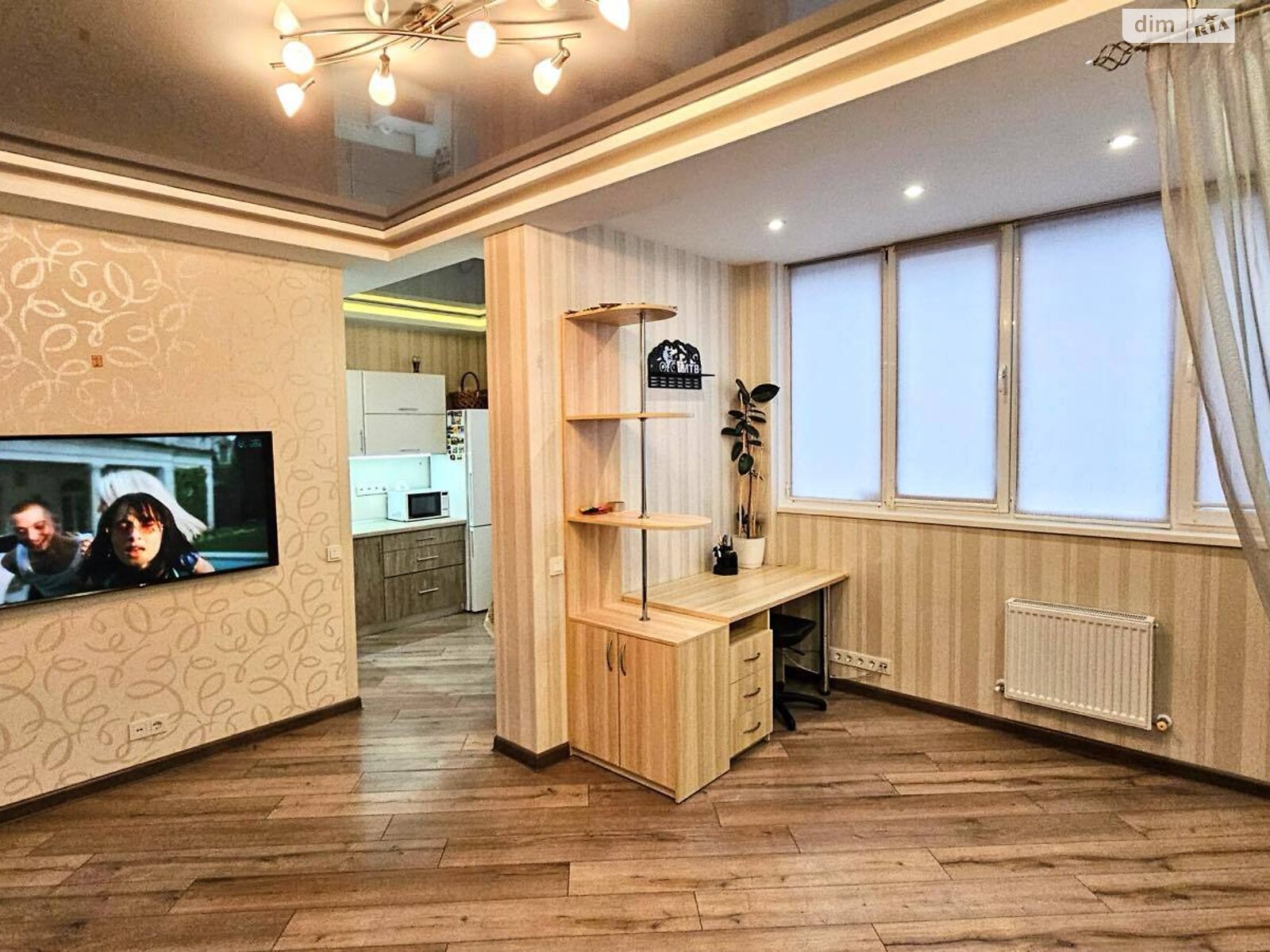 Продажа однокомнатной квартиры в Крыжановка, на ул. Защитников Украины, фото 1 Продажа однокомнатной квартиры в Крыжановка, на ул. Защитников Украины, фото 1