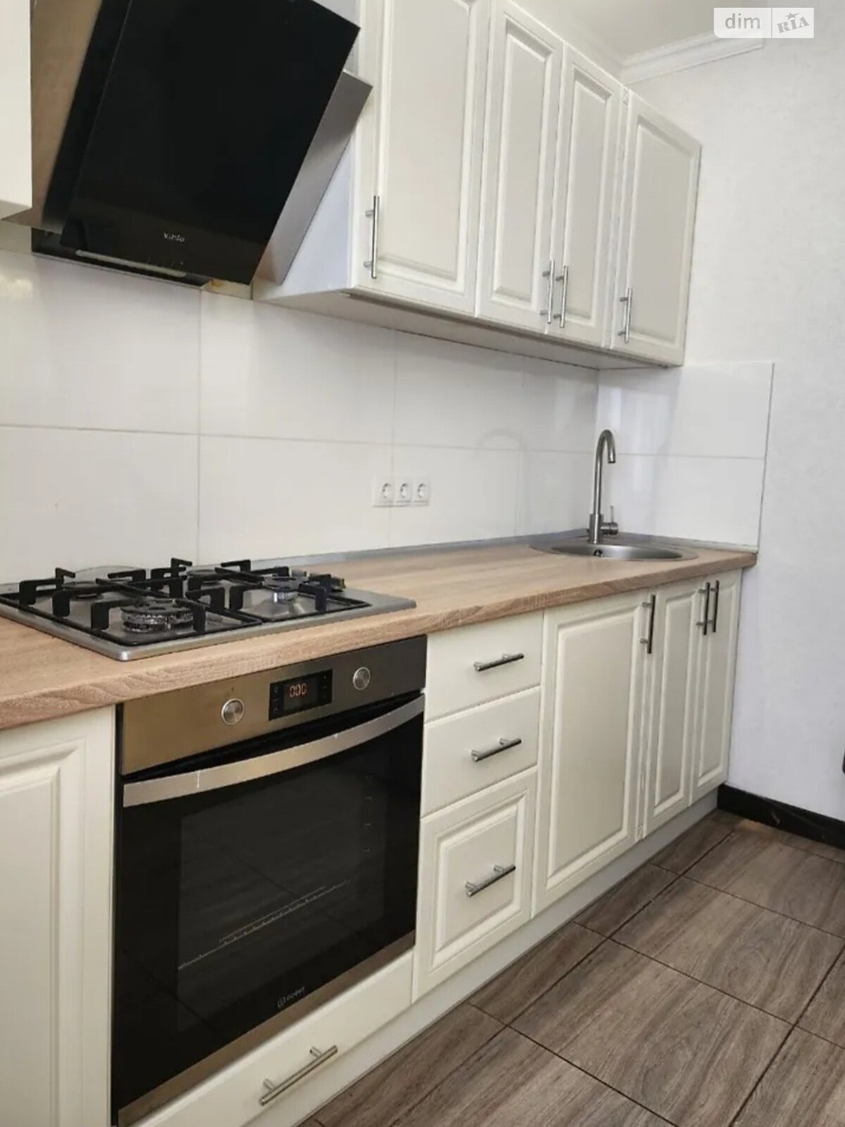 Продаж однокімнатної квартири в Одесі, на вул. Владислава Бувалкіна, фото 1 Продаж однокімнатної квартири в Одесі, на вул. Владислава Бувалкіна, фото 1