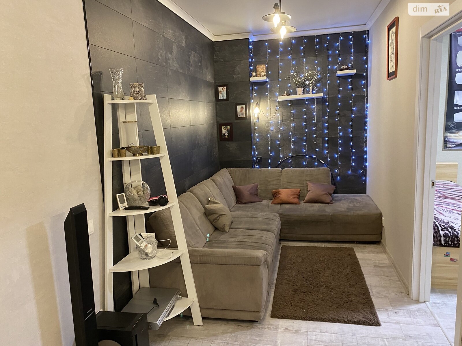 Продажа трехкомнатной квартиры в Одессе, на ул. Владислава Бувалкина, фото 1 Продажа трехкомнатной квартиры в Одессе, на ул. Владислава Бувалкина, фото 1