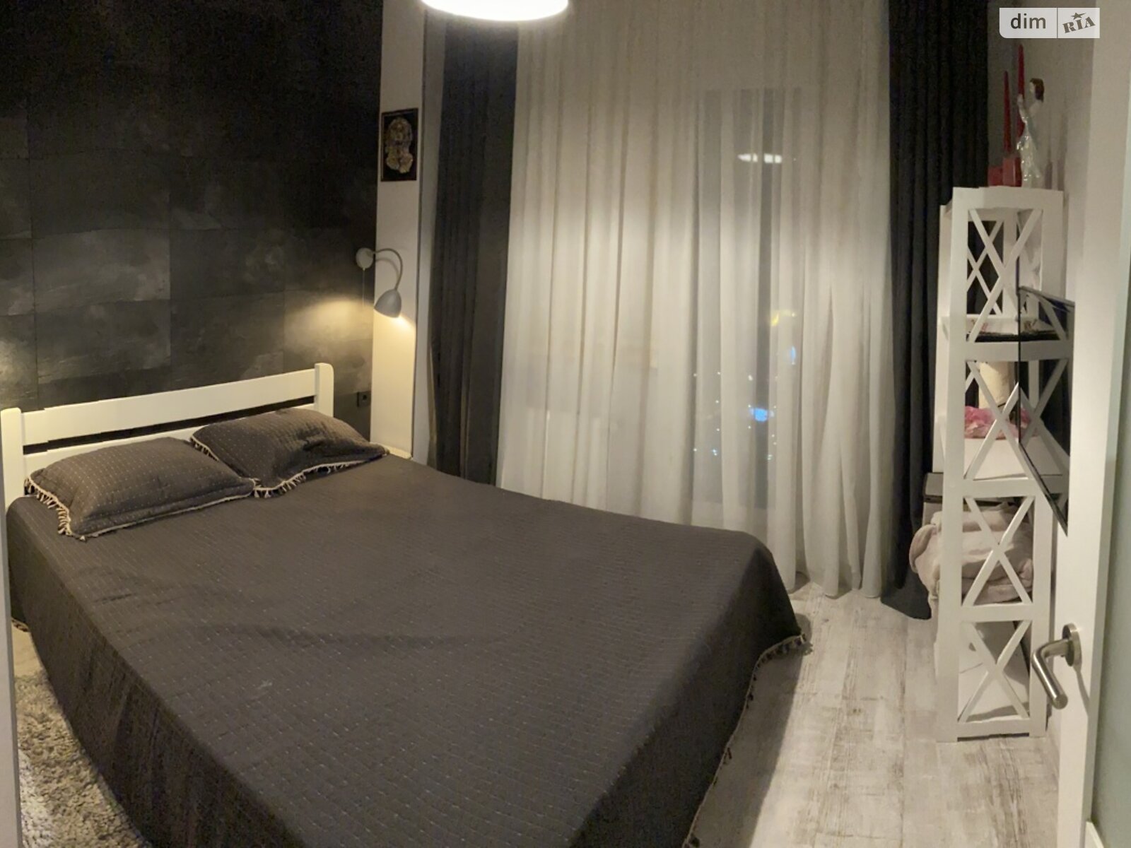 Продажа трехкомнатной квартиры в Одессе, на ул. Владислава Бувалкина, фото 1 Продажа трехкомнатной квартиры в Одессе, на ул. Владислава Бувалкина, фото 1