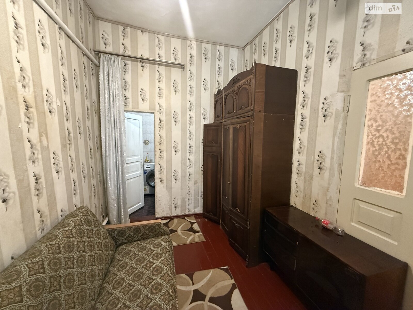 Продаж трикімнатної квартири в Одесі, на вул. Чернишевського, район Воронцівка фото 1 Продаж трикімнатної квартири в Одесі, на вул. Чернишевського, район Воронцівка фото 1